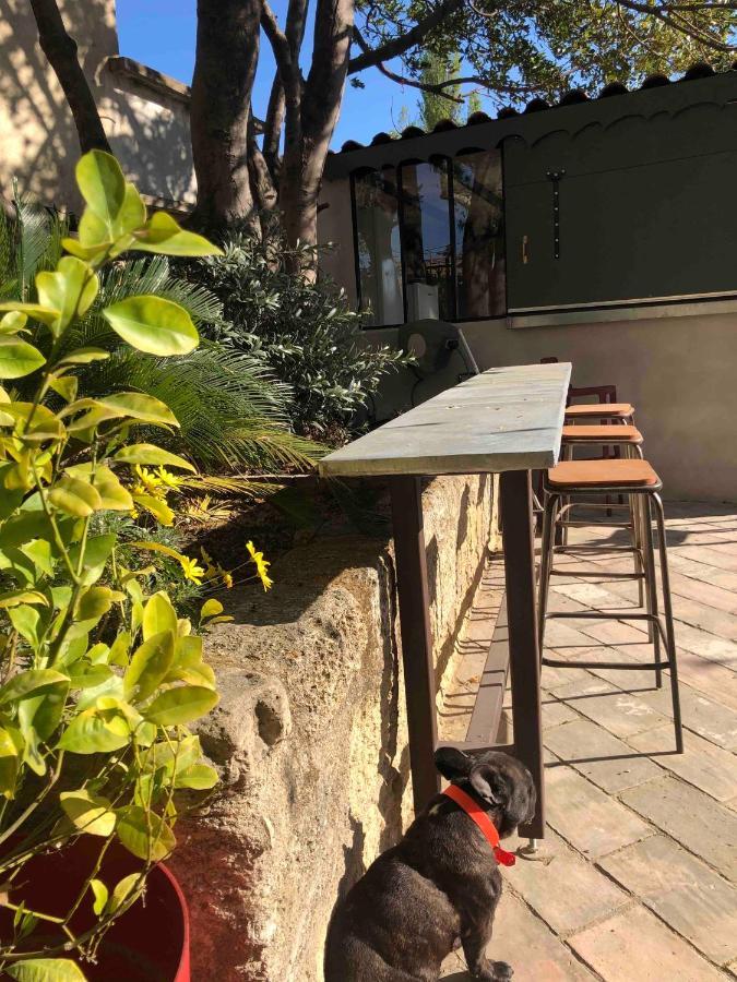 Au Bout Du Pre Hotel Pezenas Exterior photo